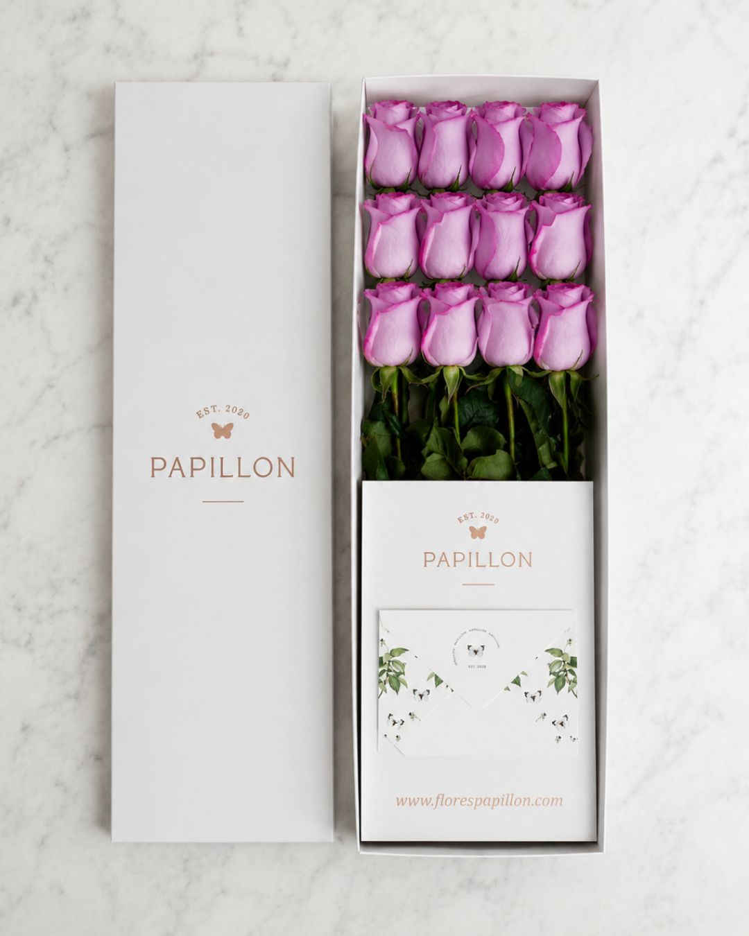 Caja de 12 Rosas Lilas